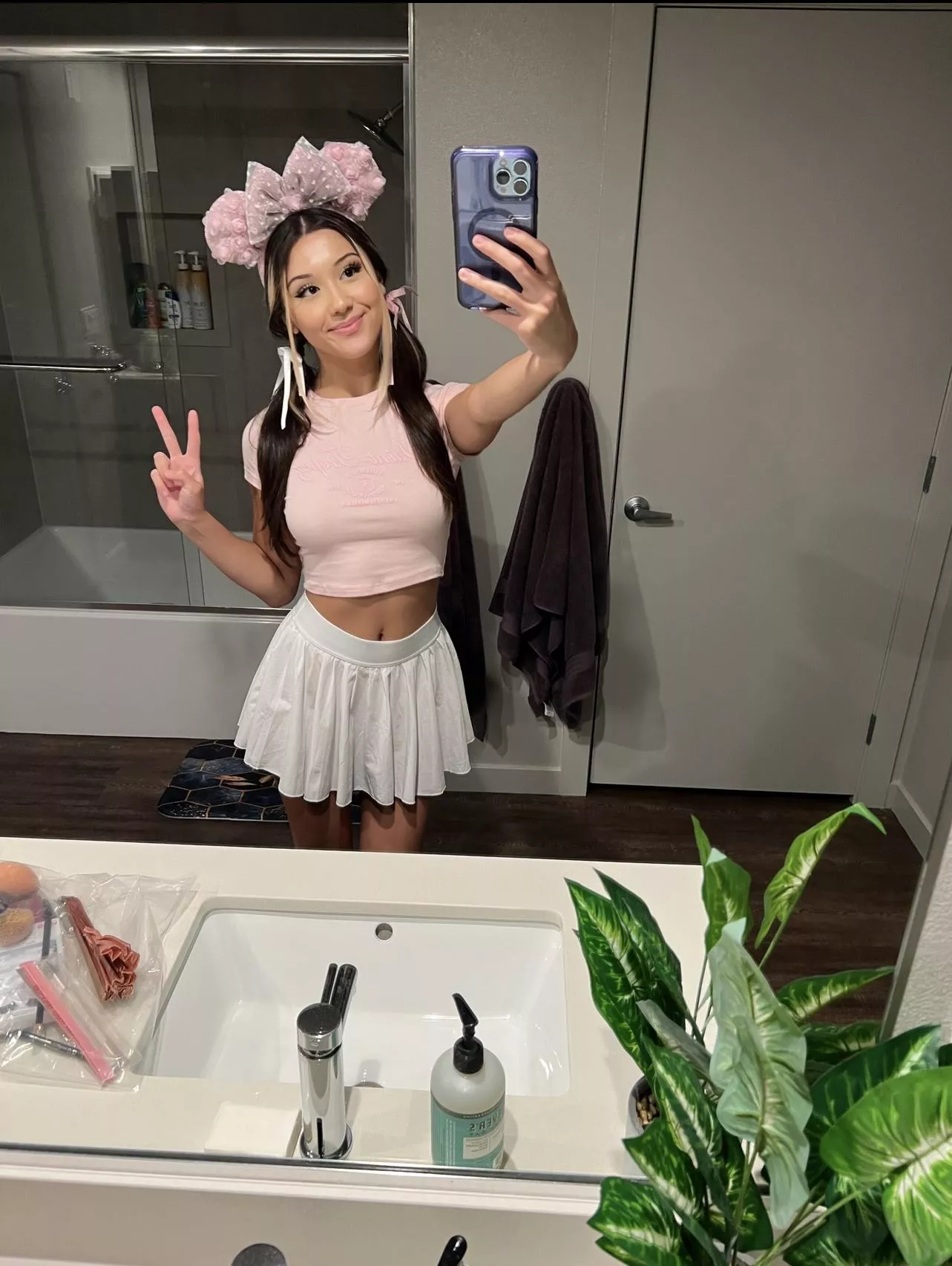 Gonna watch hentai, wanna join? posted by Gauchozwoe