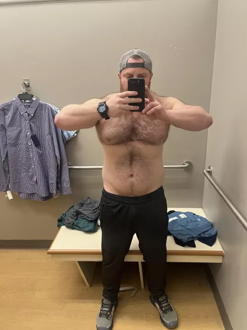 Happy Friday, everyone. I’m trying to get back into shape, I should be ok by the summer. by DKBear1982