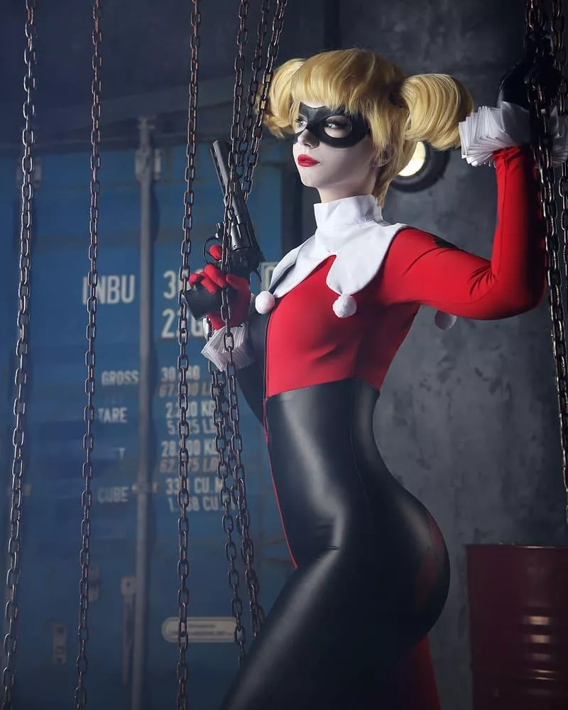 Harley Quinn (By moonychka) posted by Sith_Vegeta2