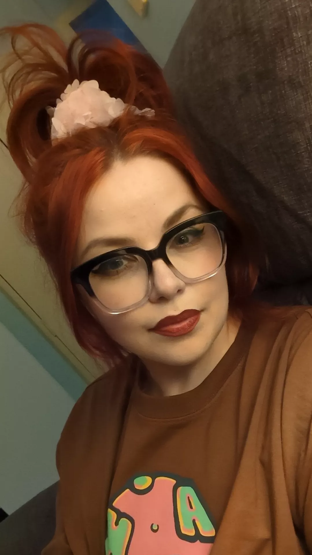 Helloooo 😊 casual day 💓 posted by Goddess_Magenta