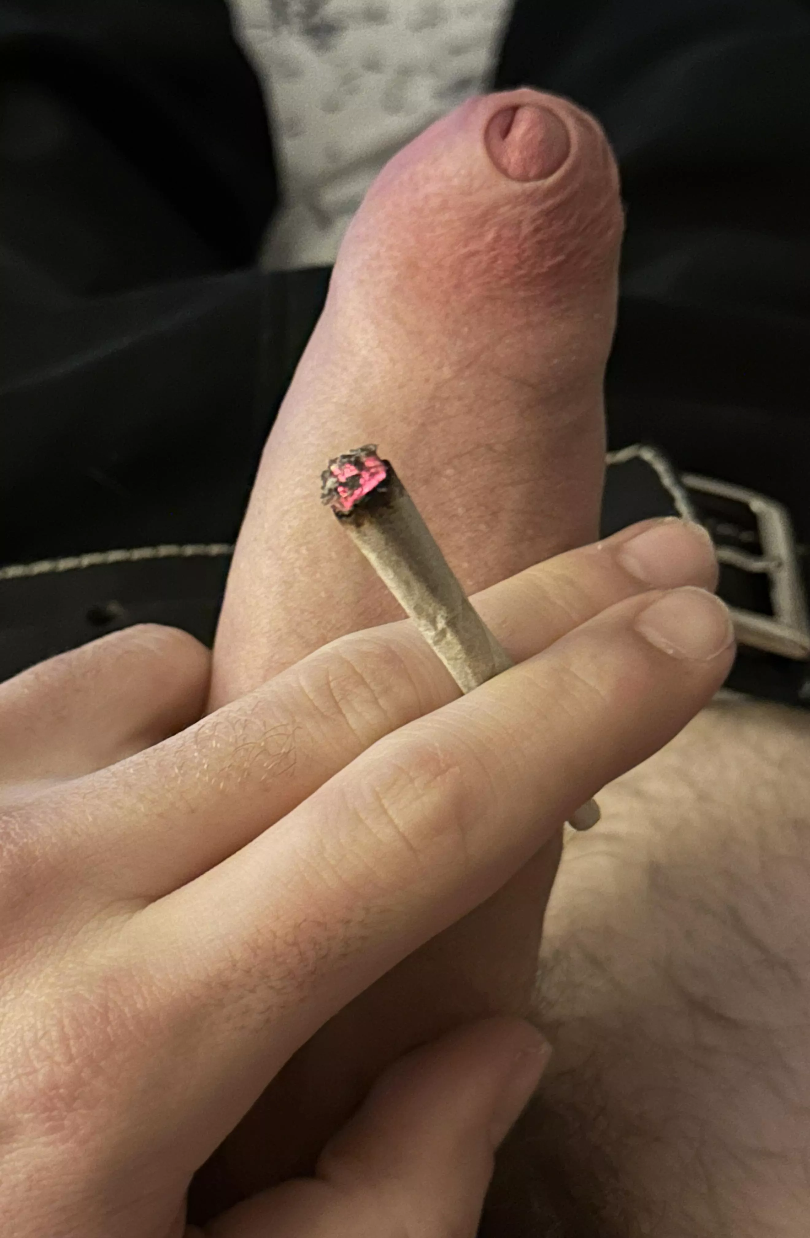 High af s(m)oking hash posted by Longjumping-Fig8115