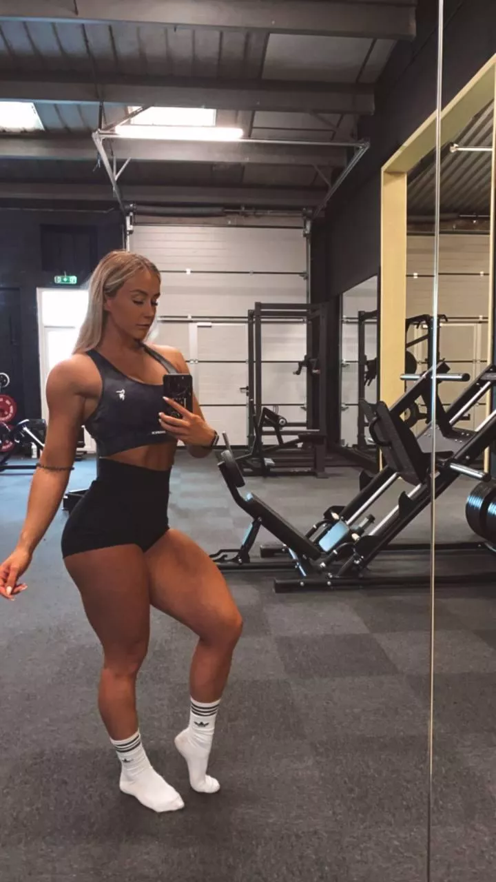 Hot sweaty workout today posted by Thefitnessbarbie