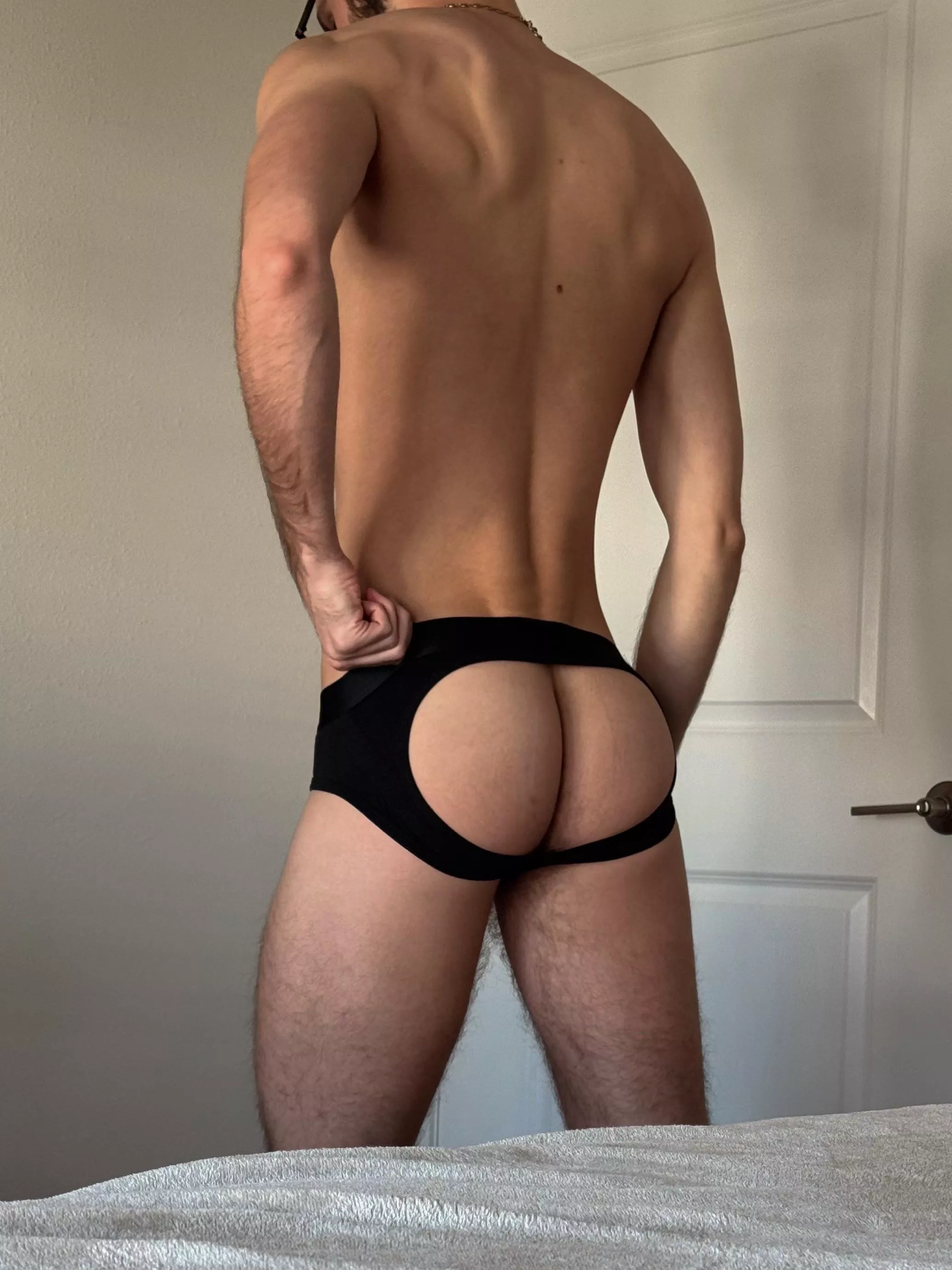 How does it look?  posted by MysteryManOF