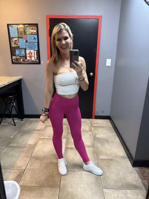 I never let the gym down! by fitnesswife1983