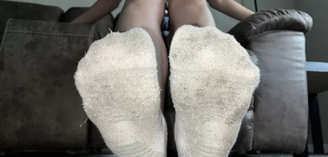I wish you could smell how much they stink 😈 by pm_me_feet_picts