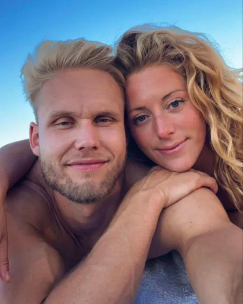 Kira Toussaint - Dutch Swimmer by StoicPhallus