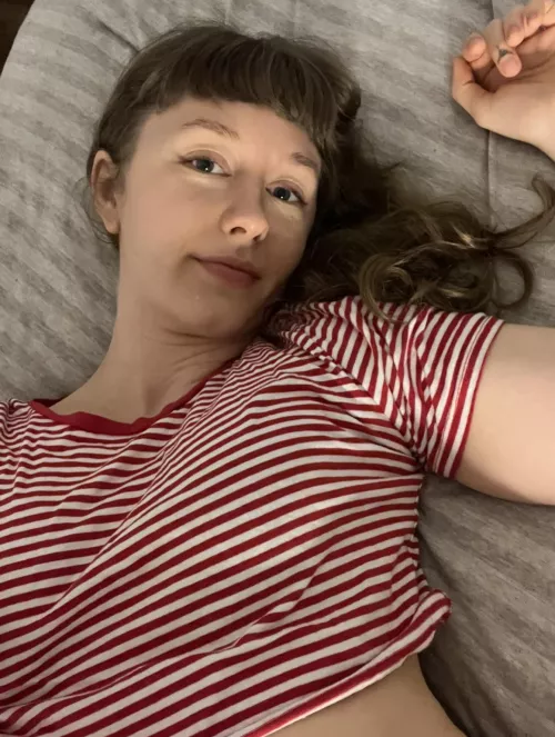 Let’s have a lazy day [F] by eternaldarkness12