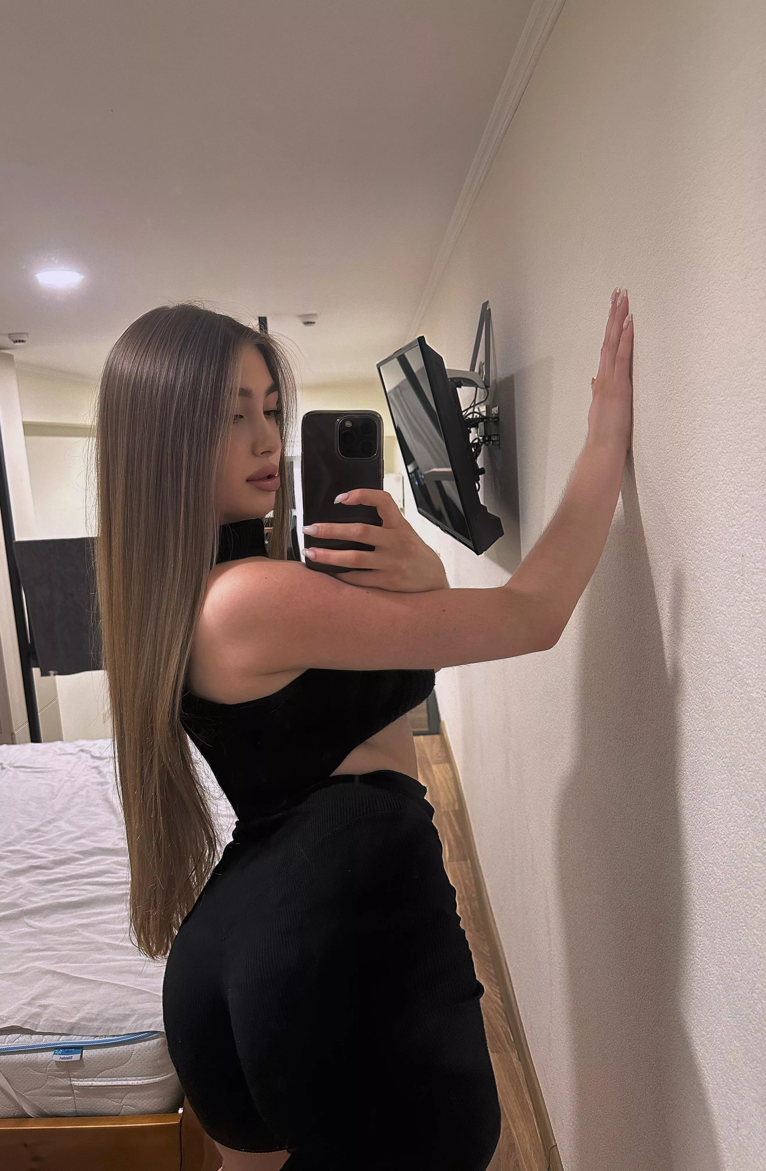 my bedroom is a place of passion posted by trollskapgx