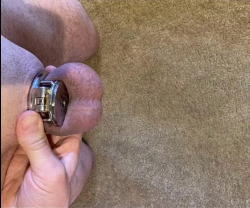 My inverted cage!! posted by thickfithung