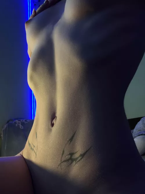 My ribs need your gentle touch by Isla_Lucinda