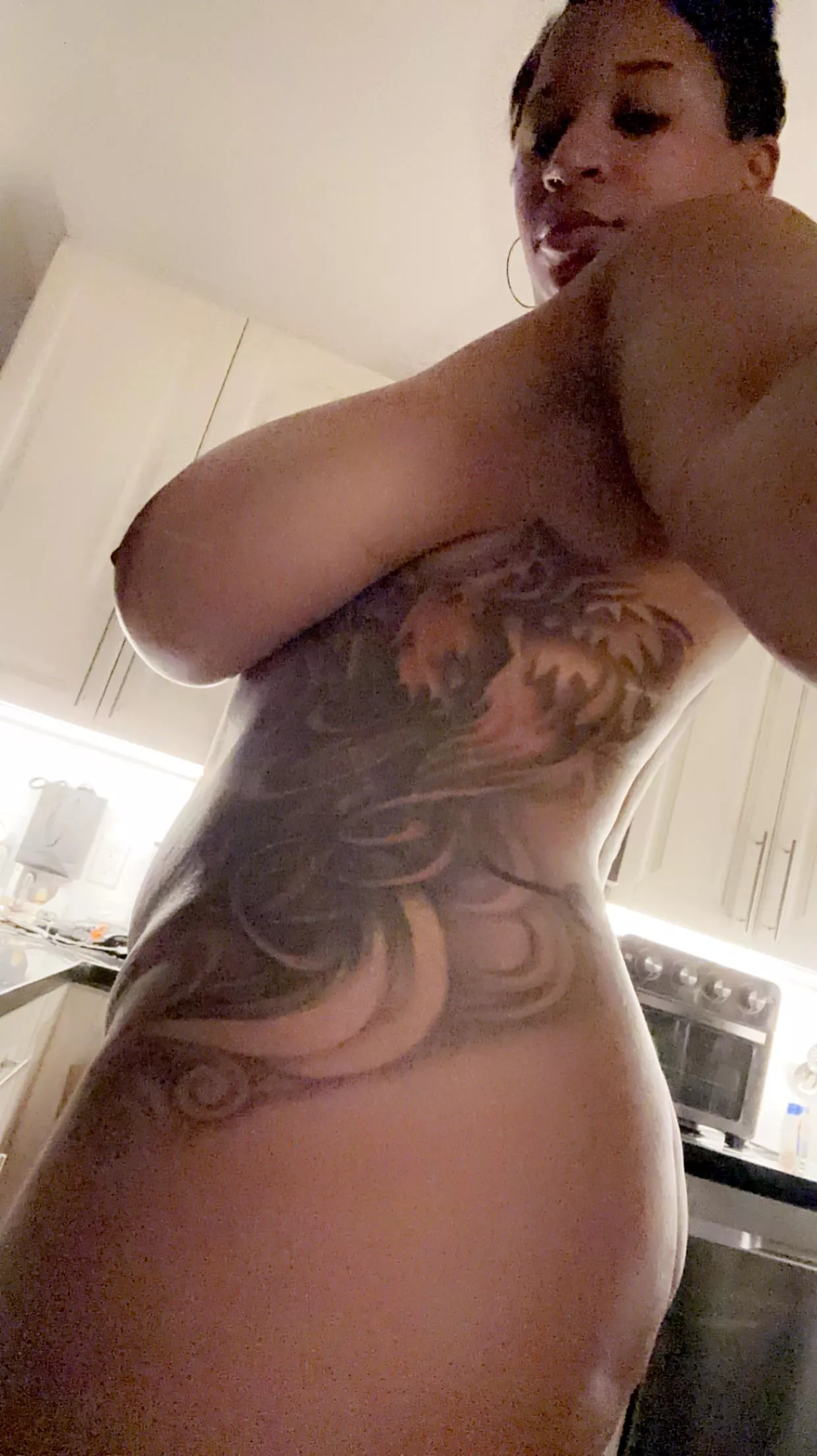 Rainy day, entertain me. posted by MistressOakland