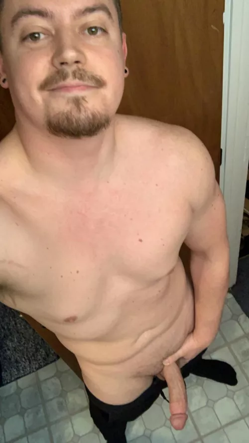 So horny it’s throbbing ;) by CompOrangeMach