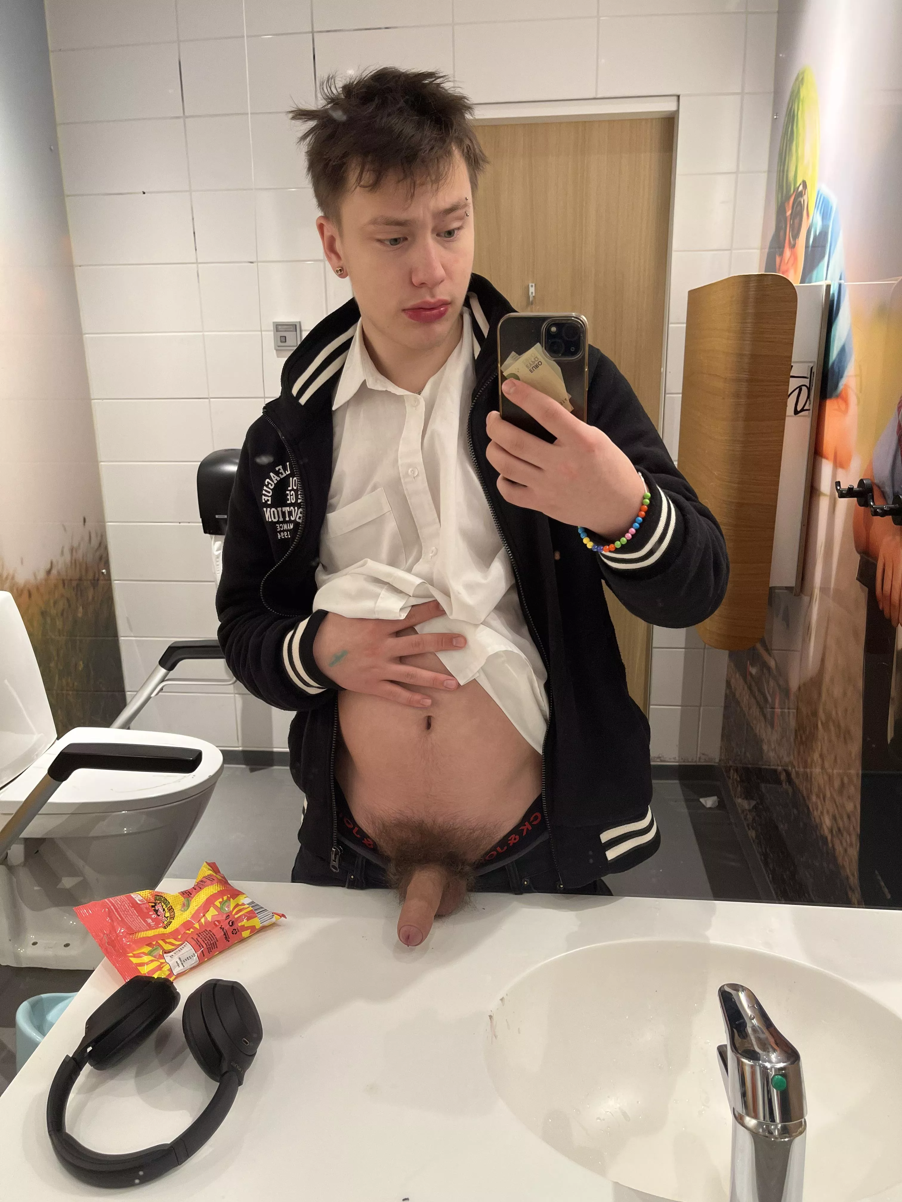 The toilet was out of order can I pee in you instead?😫 posted by Favoriteteenboy