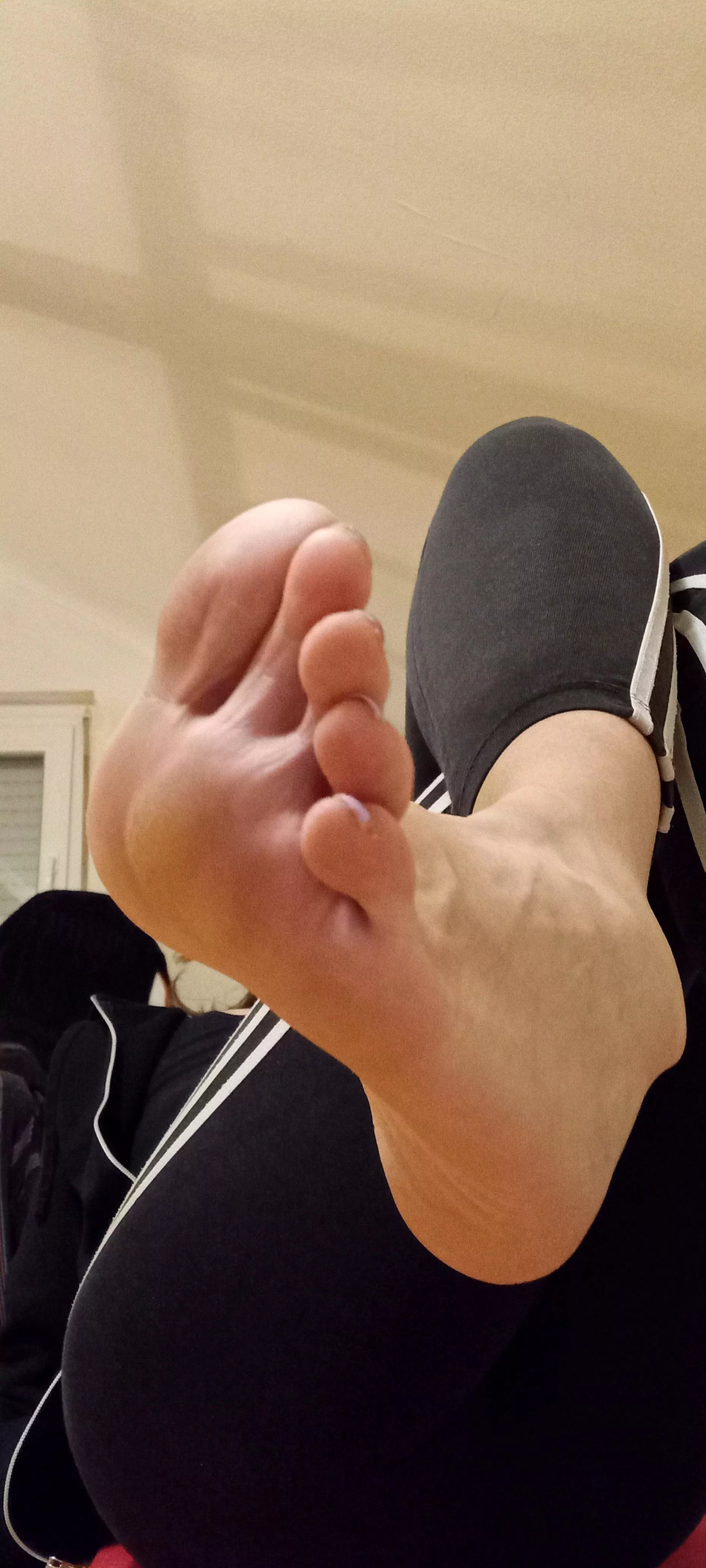 🌡️Where do you want them 🥵👅 posted by footgal_malacca