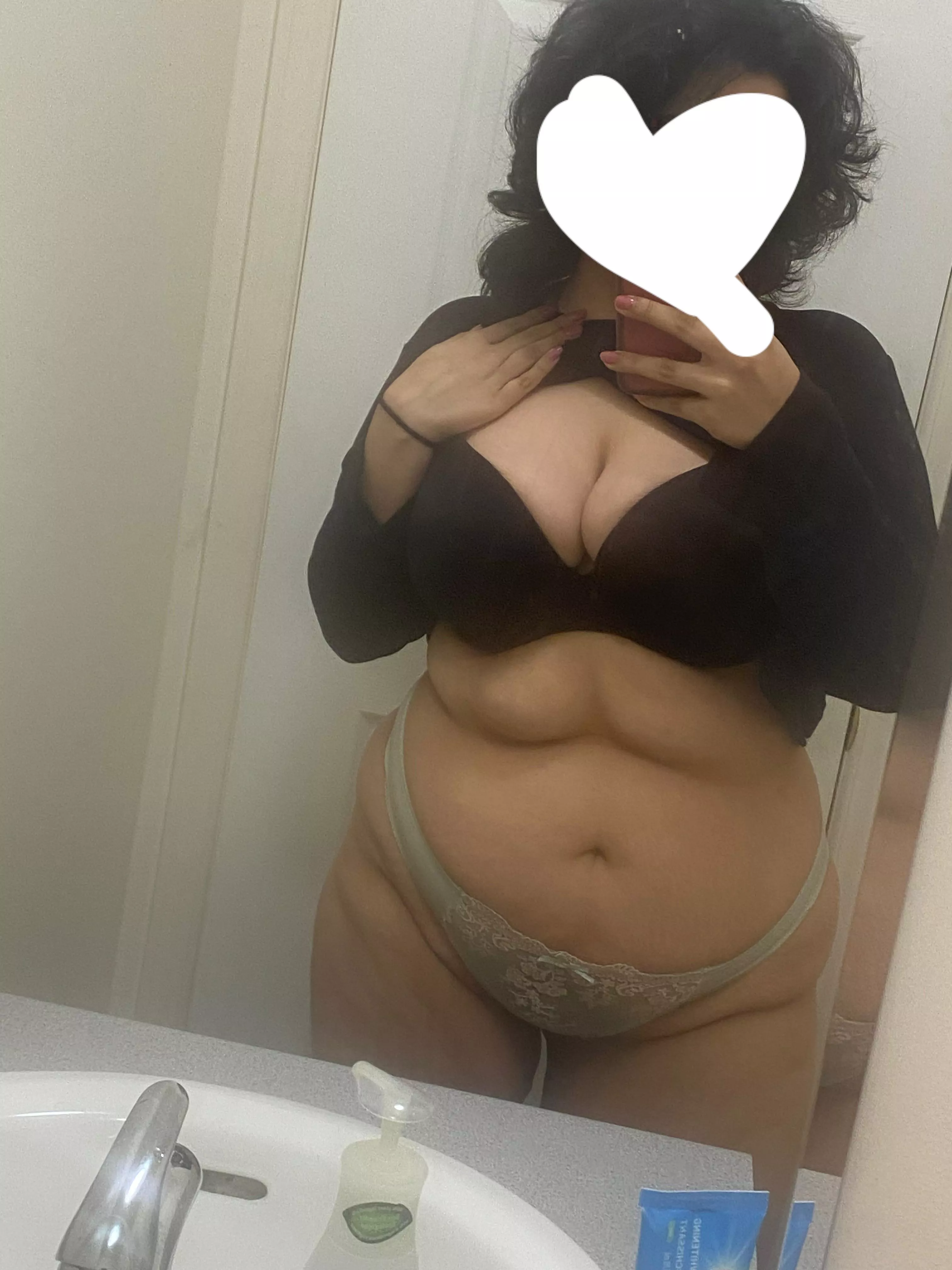 18!! never posted anything like this before >_< thoughts?  posted by whostosay93