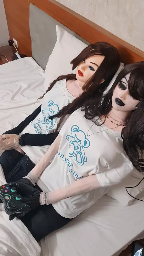 2 AI sexdoll in my hotel room it's unreal by spacebear7778