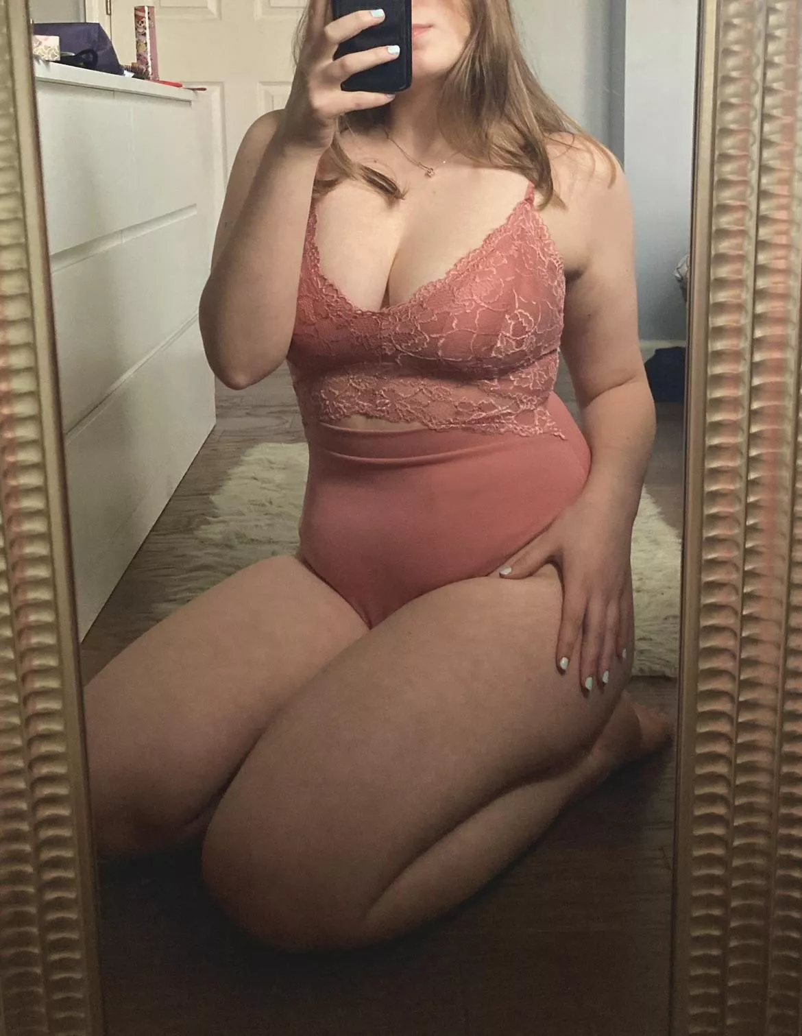 a girl you can grab on to :) posted by glittergold08