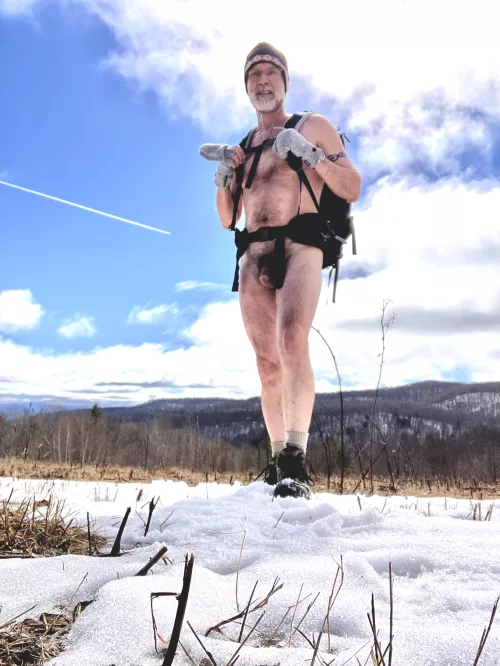 A mild winter day… by Leading-Court320