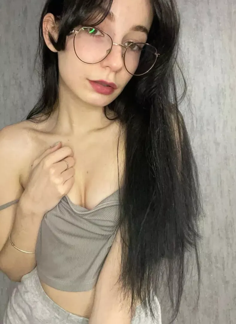 Cheerful and always horny posted by buyrun