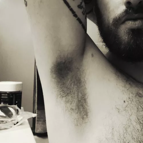 Come sniff Daddys pits by Tyler93xxx