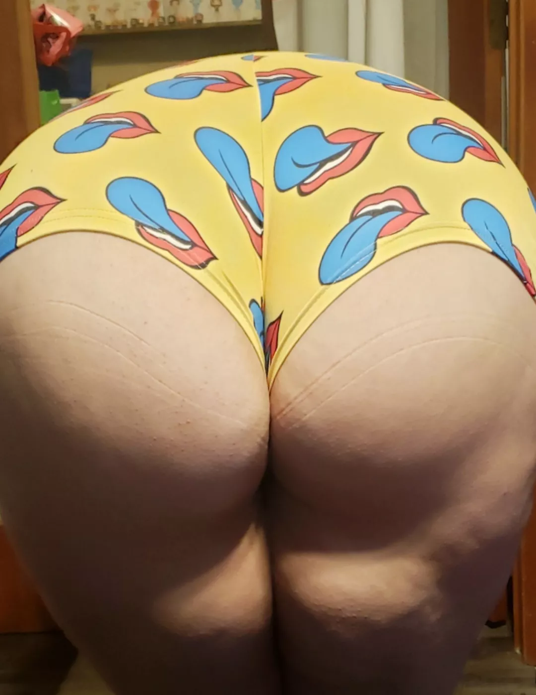 Discovered I had a huge facesitting kink! posted by abigailgray256
