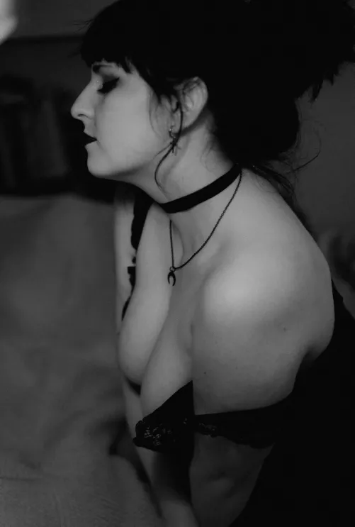 Every shadow has a story to tell 🖤 by opnac