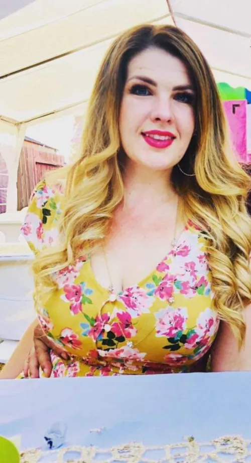 Flower dress by Desecr8or