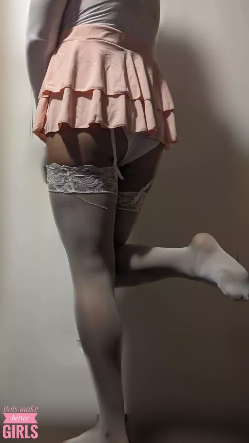 I am so close to tipping over the edge and becoming a fulltime sissy. I just need that last piece of motivation. by Sissy_HollyQuinn