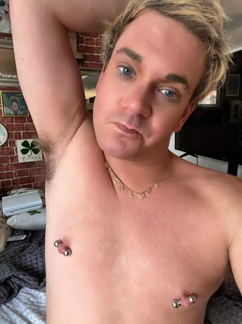 i love being really hairy  by bnjmnsmith