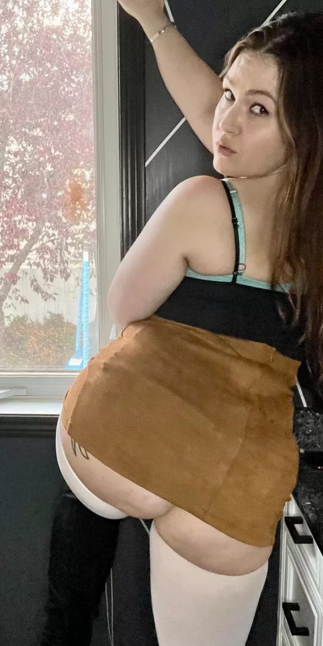 I want you to bury your cock so deep in my ass that King Arthur couldn't pull it out! posted by ConfidentStara