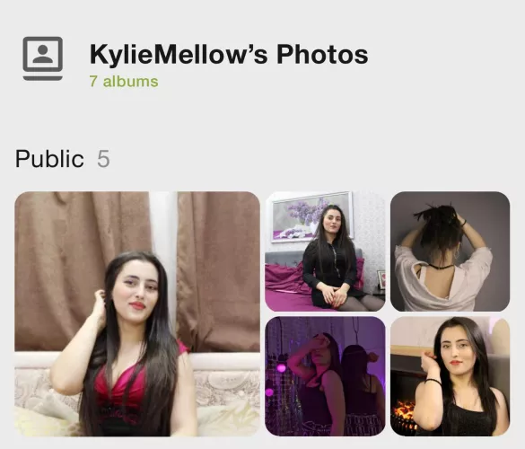 KylieMellow-Anyone has her private cam video.Please share. by saksham1103