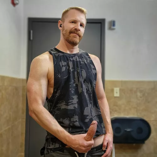 Needs a mouth 😏 by MrGingerFeet