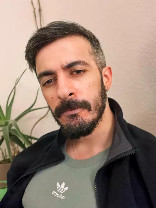 Never knew having an earring would hurt this much.. or my pain tolerance does not exist. lol by hakikigulyabani