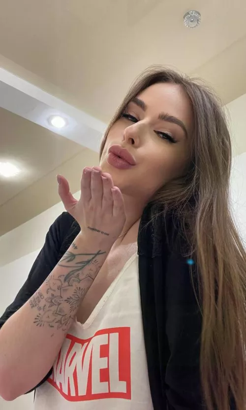 Pussy is washed and ready to be licked by Existing-Arachnid-92