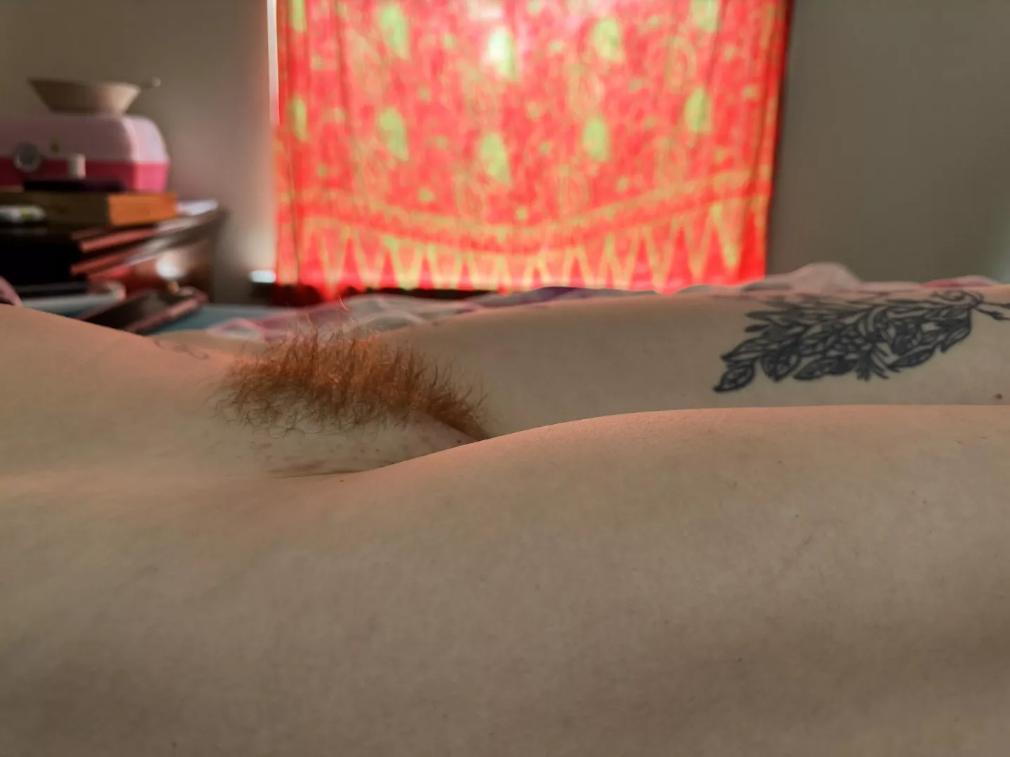 Redhead MILF ready for someone to crawl inside my bush posted by redhotpearlx