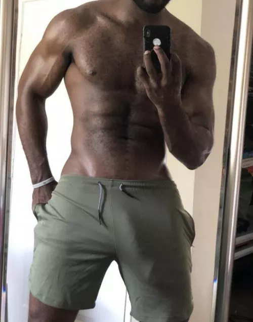 Soft bulge by LuckyDanee