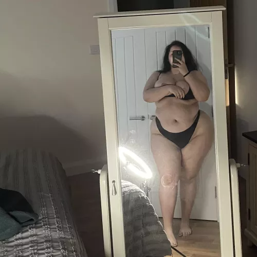 they won't stop falling out! by xehilia