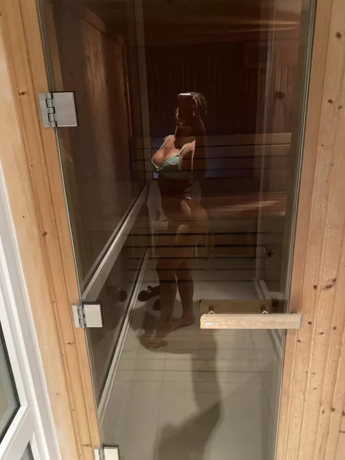 Thick women look great in bikinis. by lazycontractor