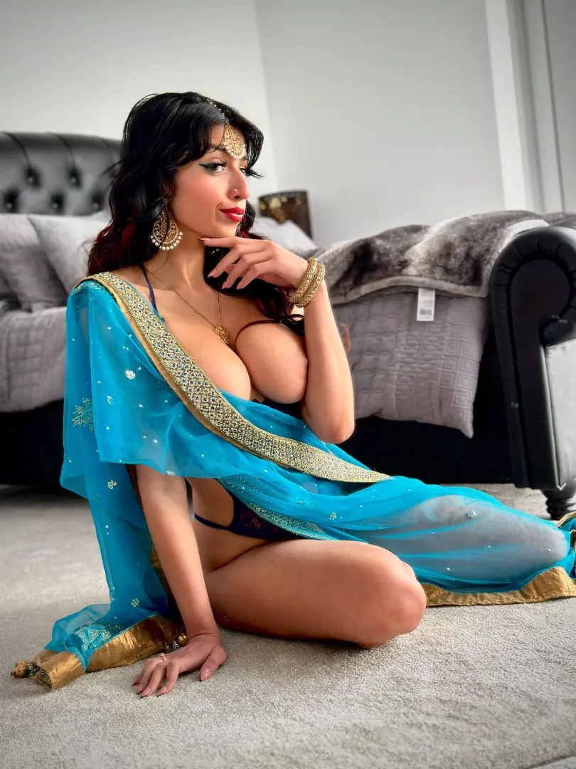 Upvote when you see it 🥭 [F] posted by aaliyah_yasin