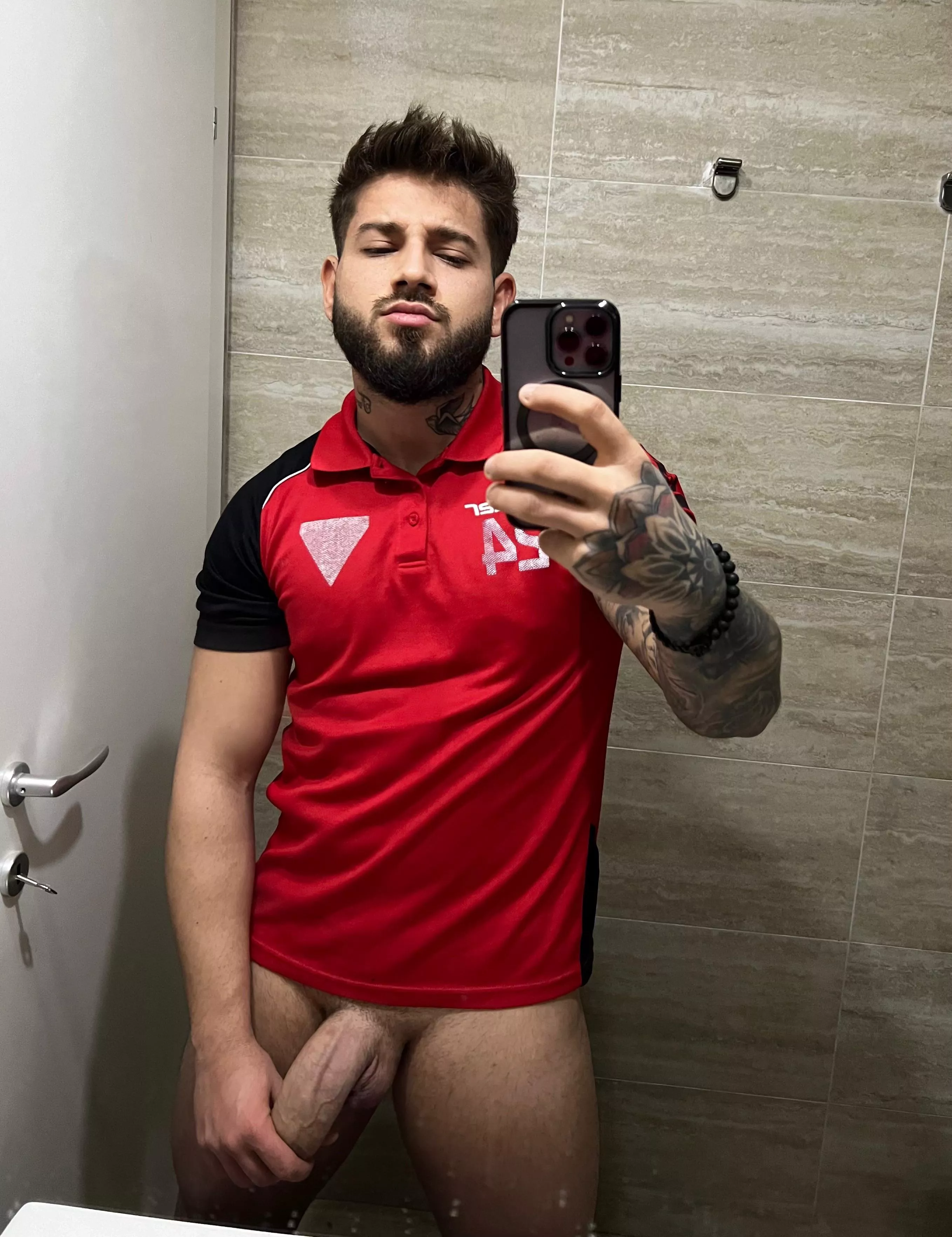 What s the first thought that comes to your mind? Be truthful… posted by liamreed00
