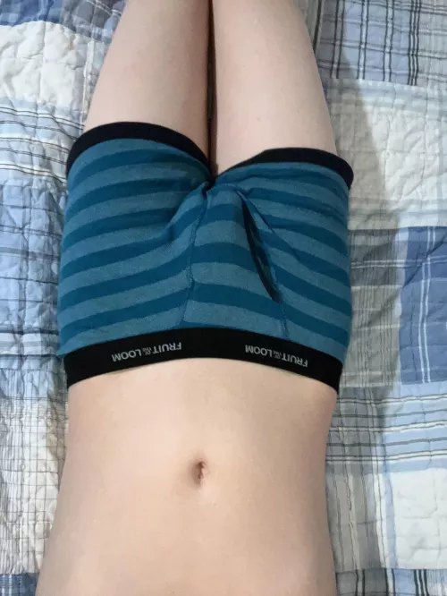 wyd if you see me on your bed by IntrovertedGamer_X