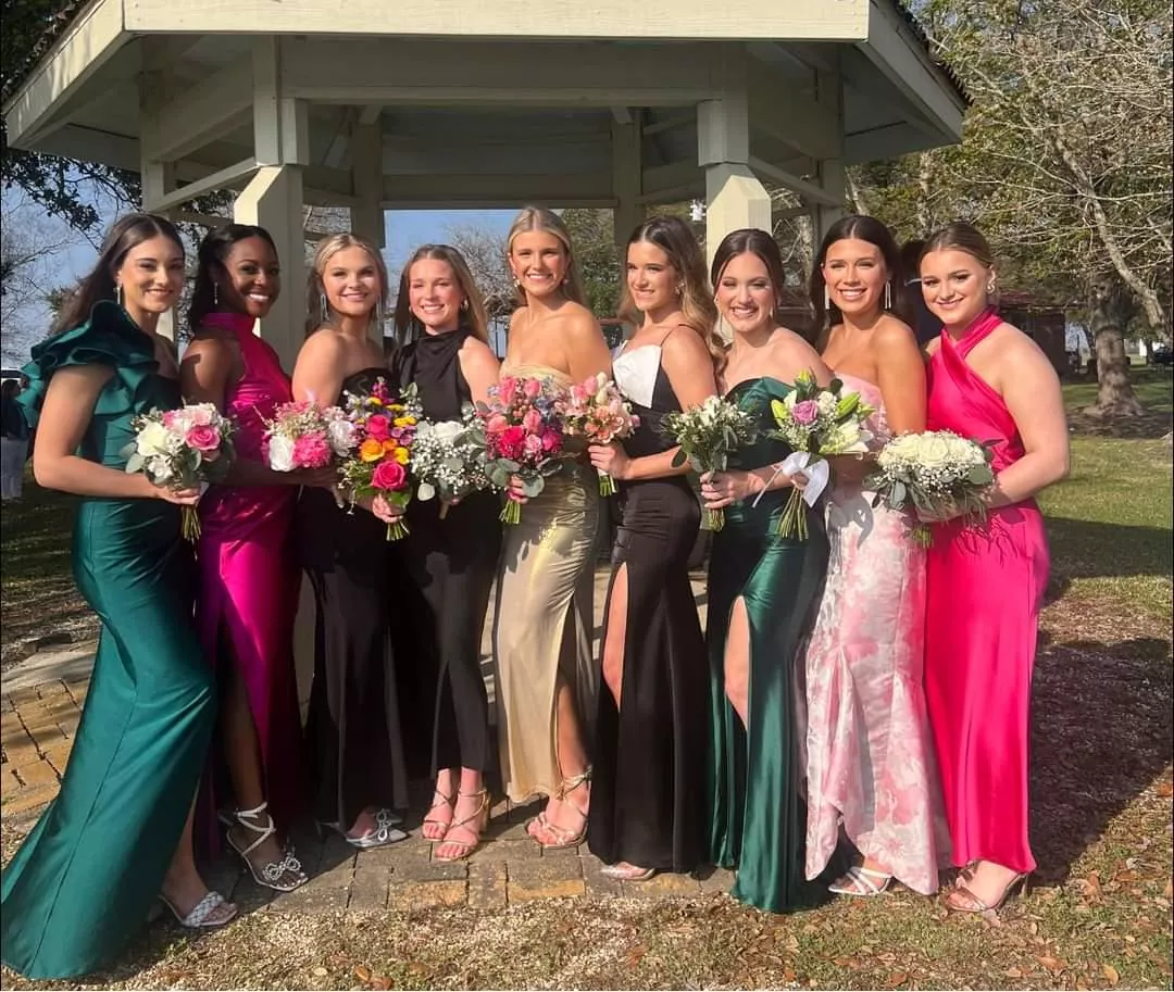 [9] Which one? posted by Colinbertrand22