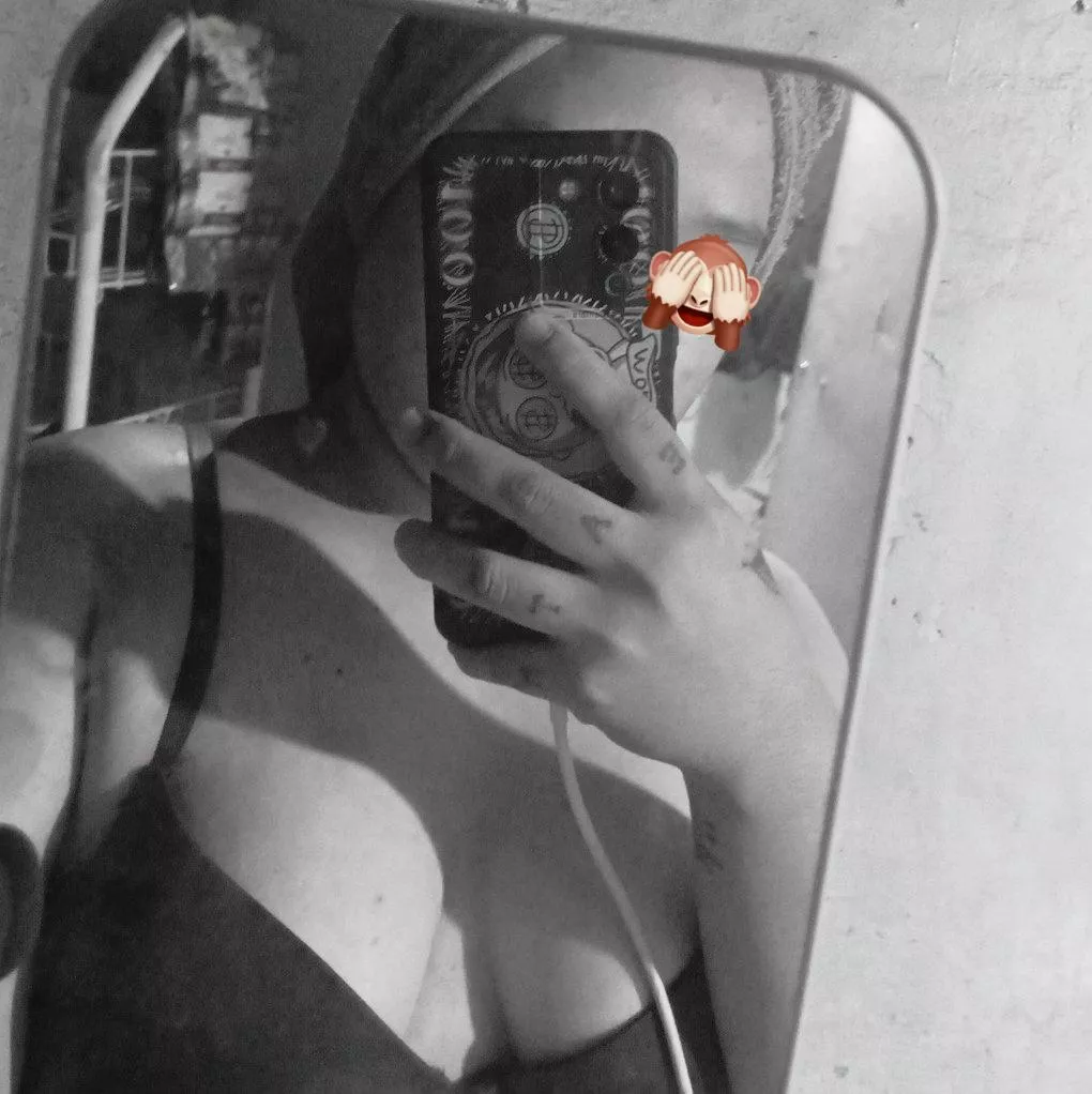 ay napost ng kif(f)y ko posted by jumbledthoughts_exe