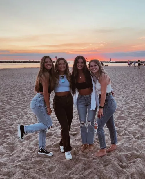 Beach bums  by BingB0ngBoi