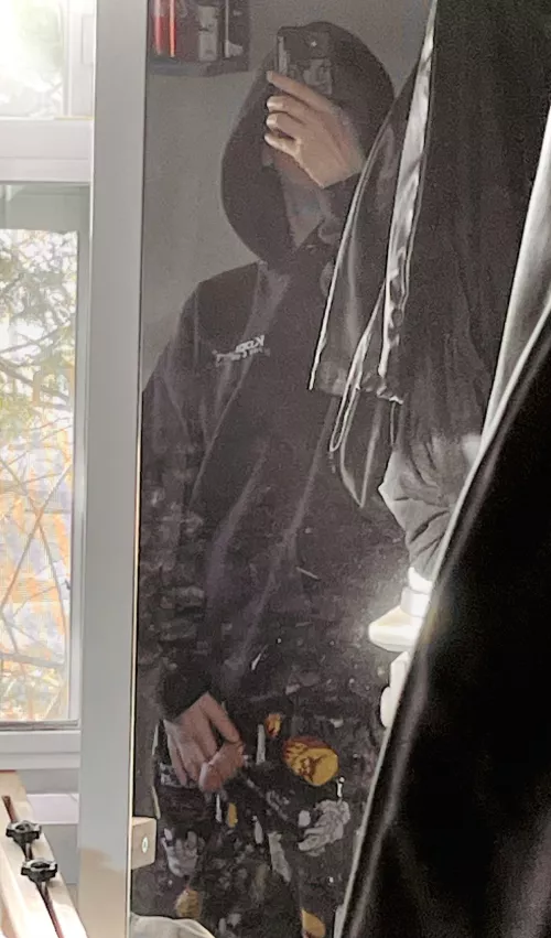 Bigger one tops🫣 by Sea_Fan5081