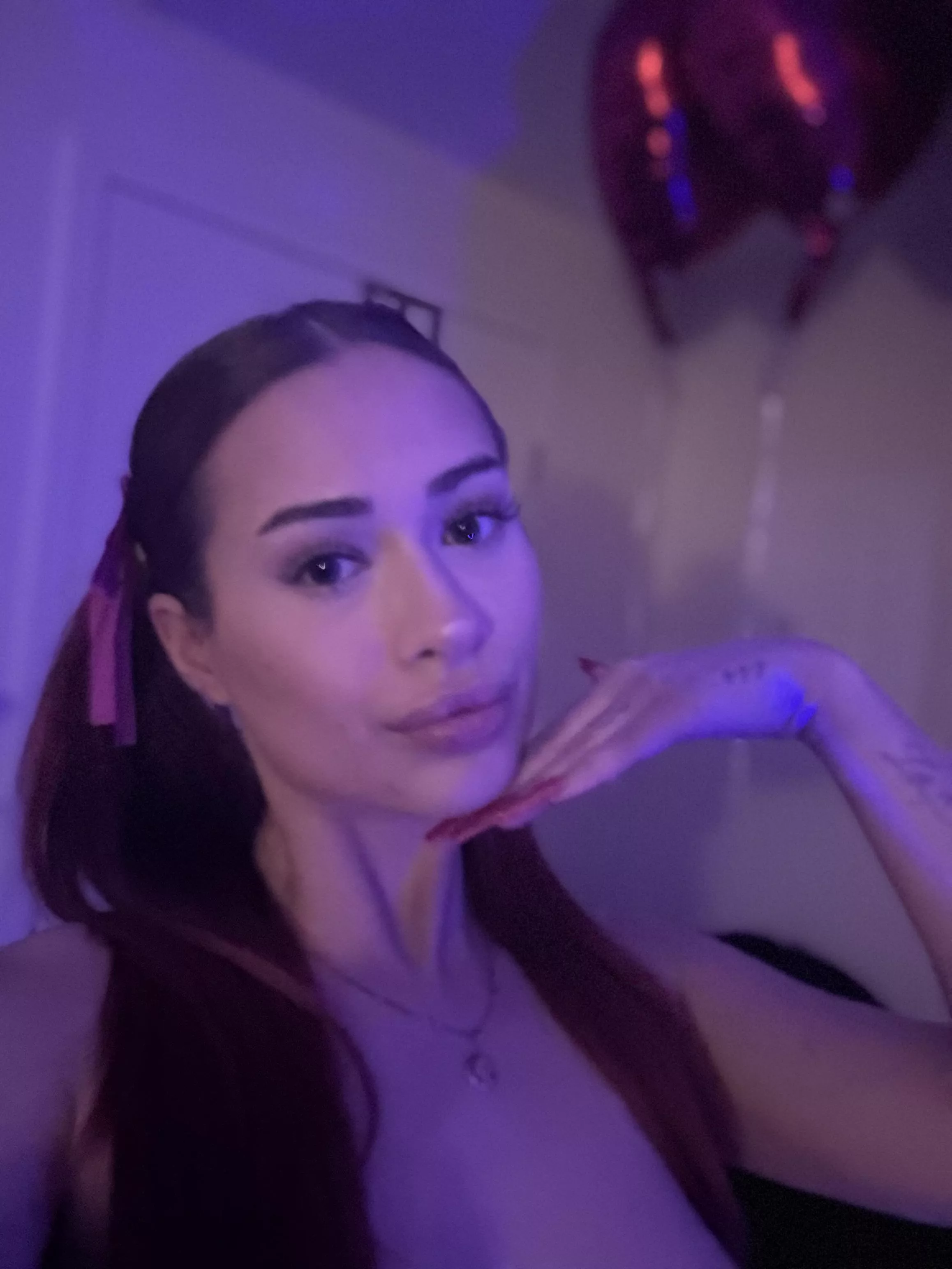 do i look nice or mean?  posted by venusprincessa