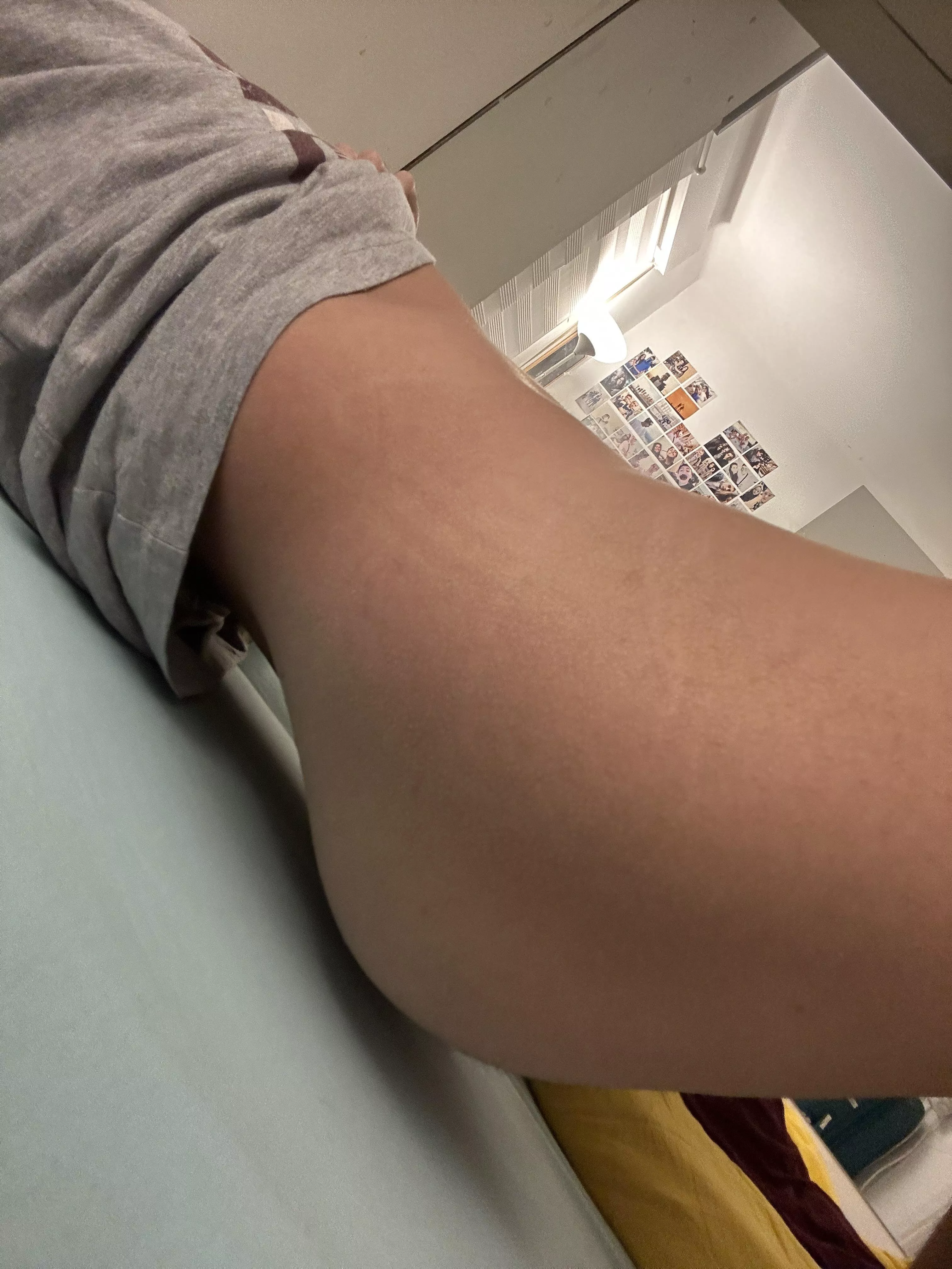 Do you like my young twink body? 🥺 i’m 18  posted by damonboytoy