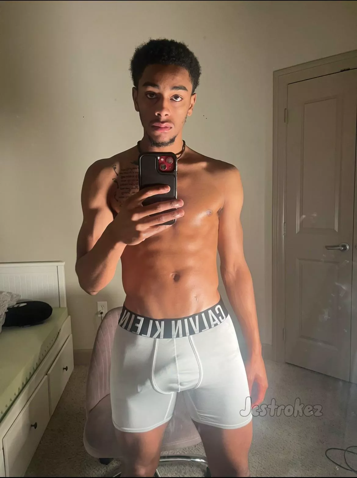 Do you like what u see? posted by Jaycee42000