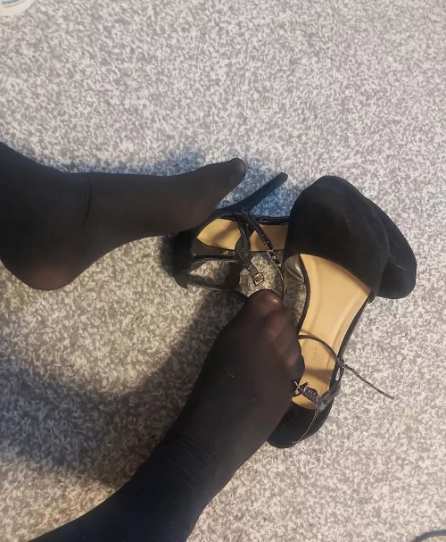 First ever feet pic by cd-natalie