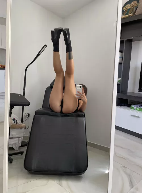 For those who liked my boots and booty by Vruxis